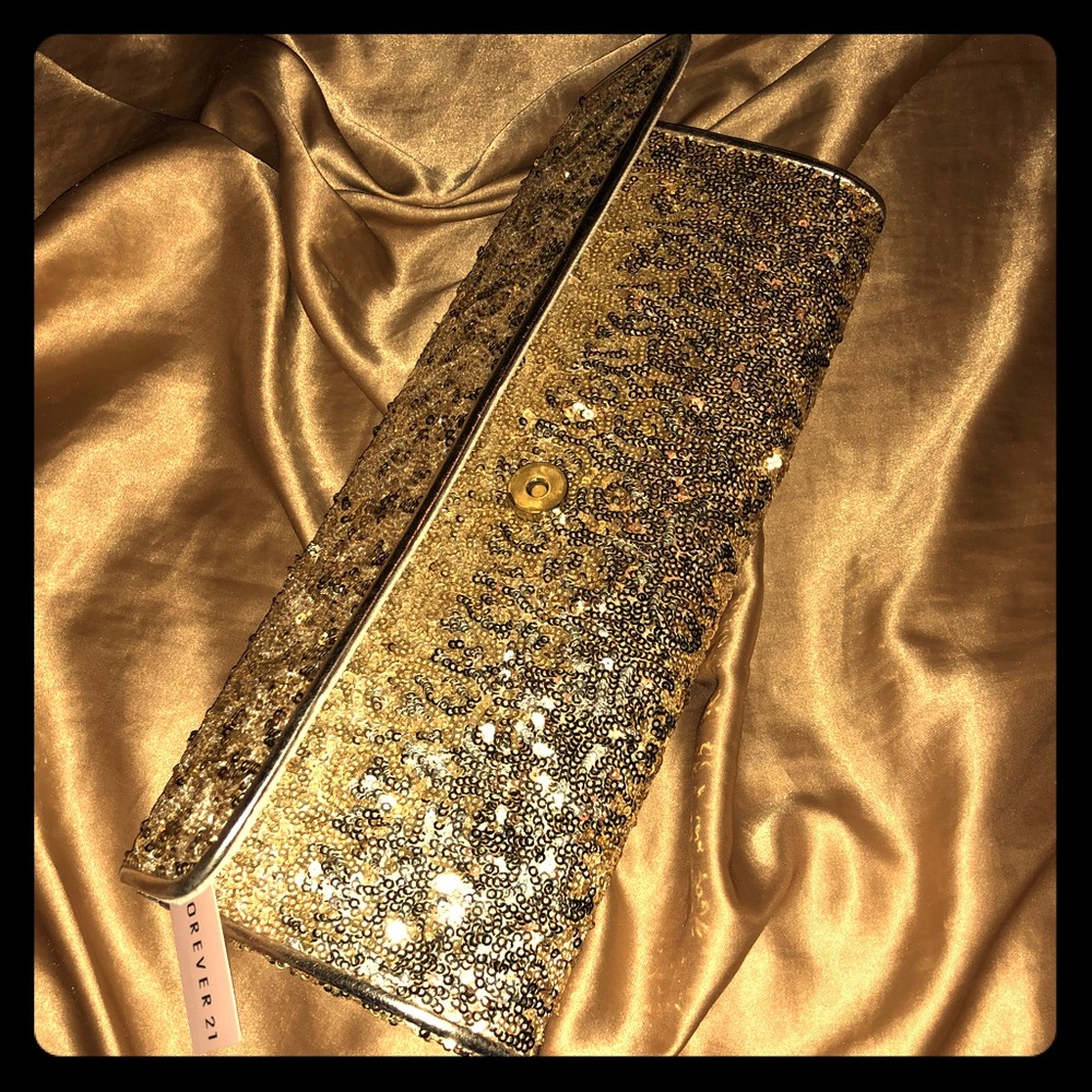 Forever 21 gold sparkle clutch